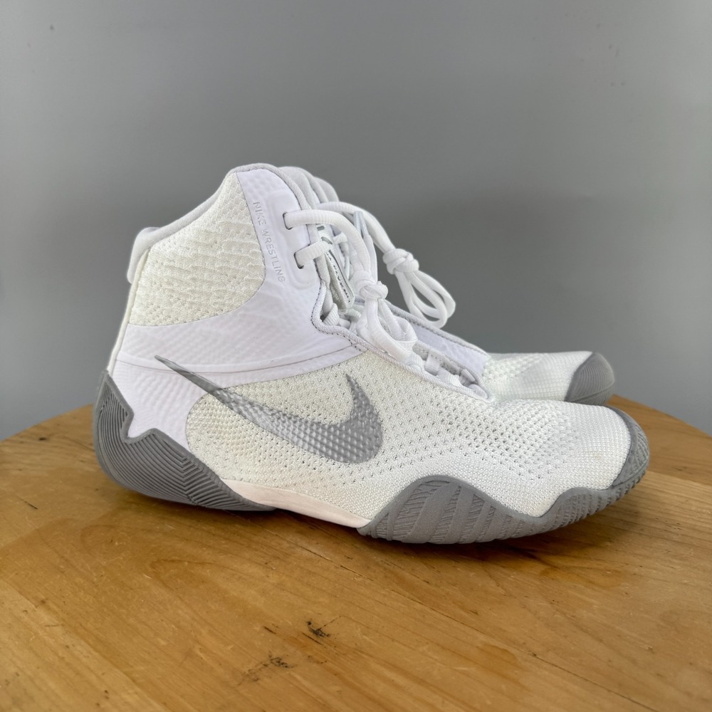 Nike Tawa Flyknit‎ Mens Size 10 Wrestling Boxing Shoes White Metallic Silver NEW